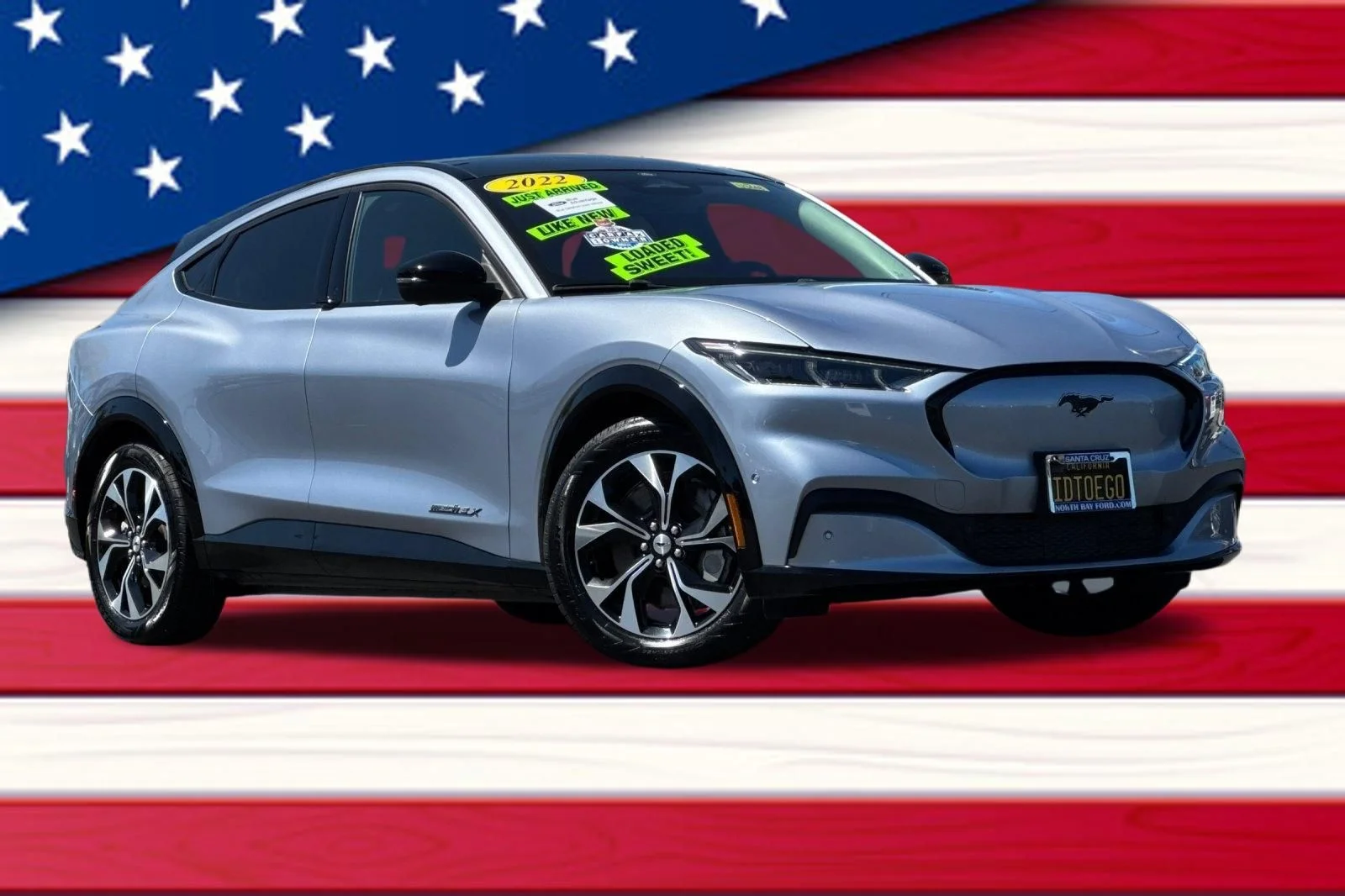 2022 Ford Mustang-Mach-e Premium's photo