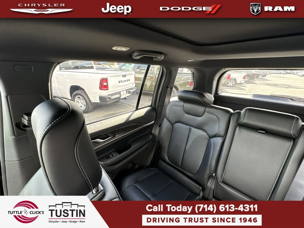 New 2027 Bright White Clear-Coat Paint Jeep Limited image 4
