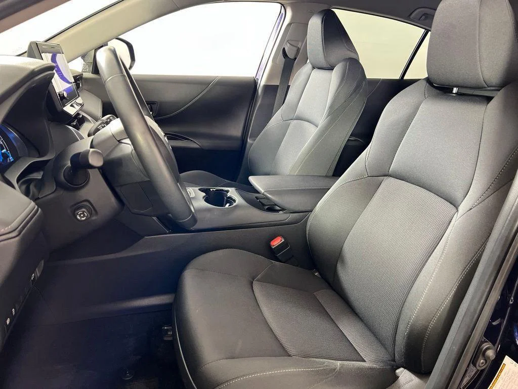 Used 2024 Blueprint Toyota LE image 6