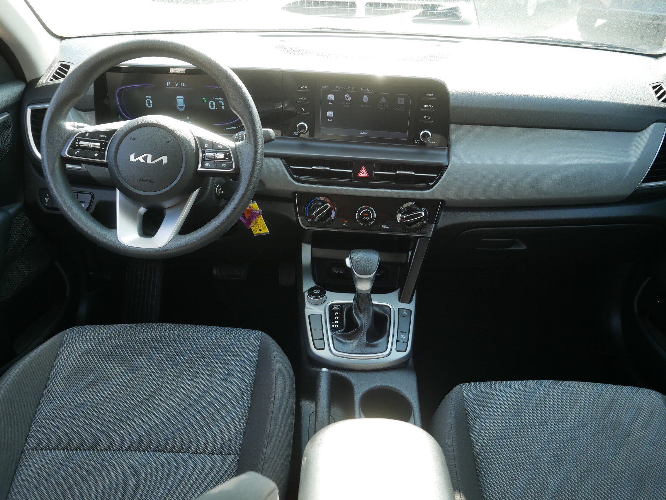 Used 2025 Steel Gray Kia LX image 7