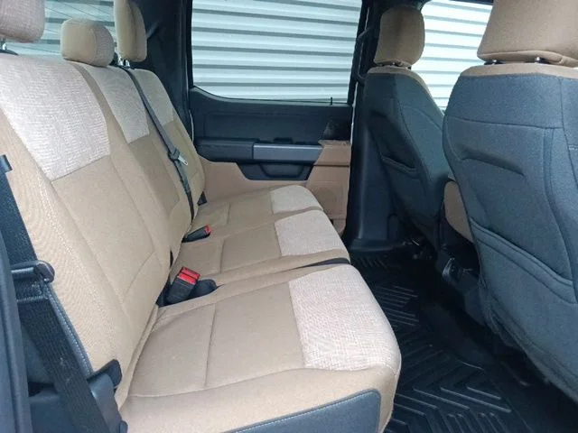 Certified Used 2023 Oxford White Ford XLT image 30