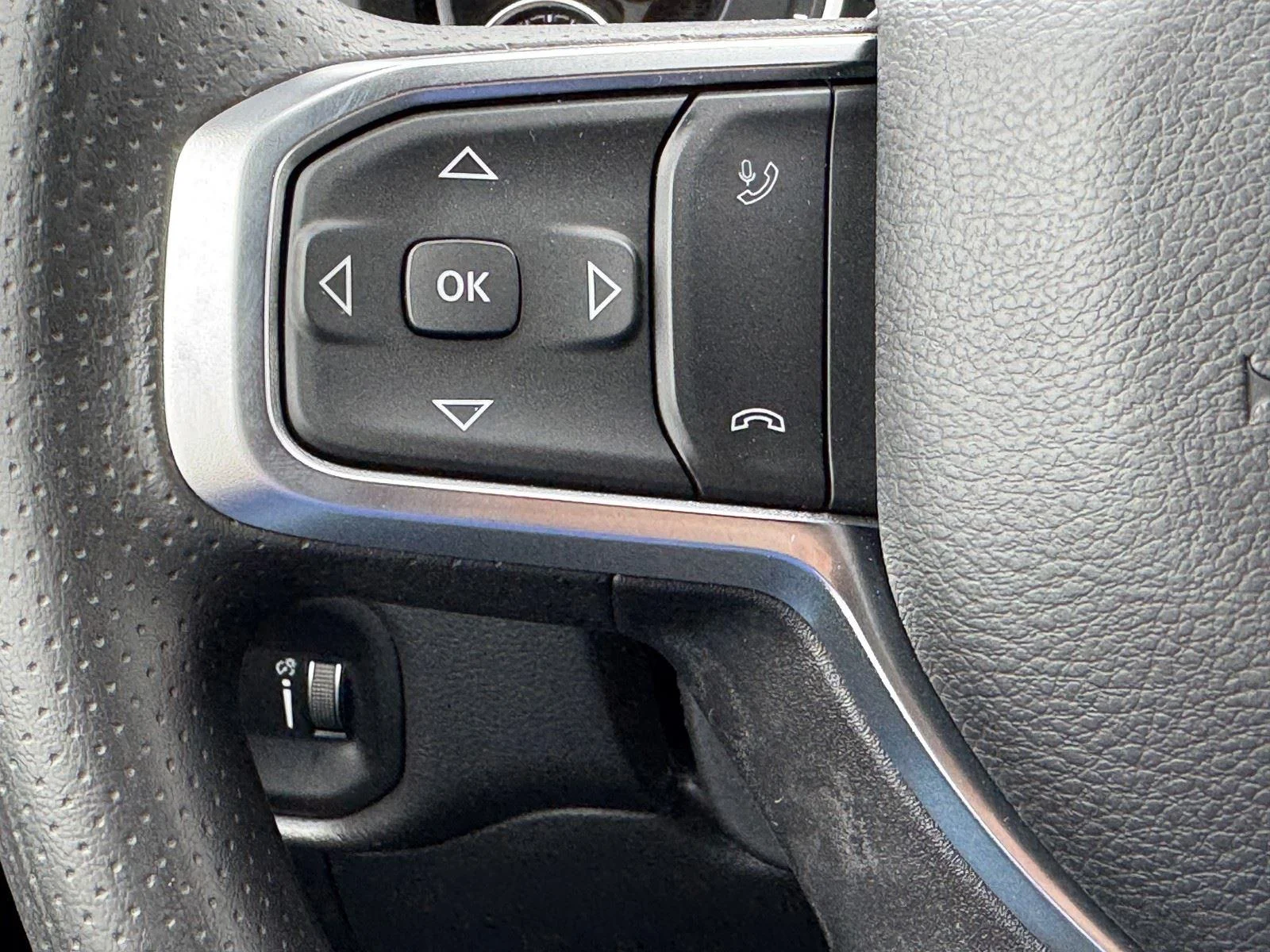2025 RAM 2500 Big Horn - Photo 18