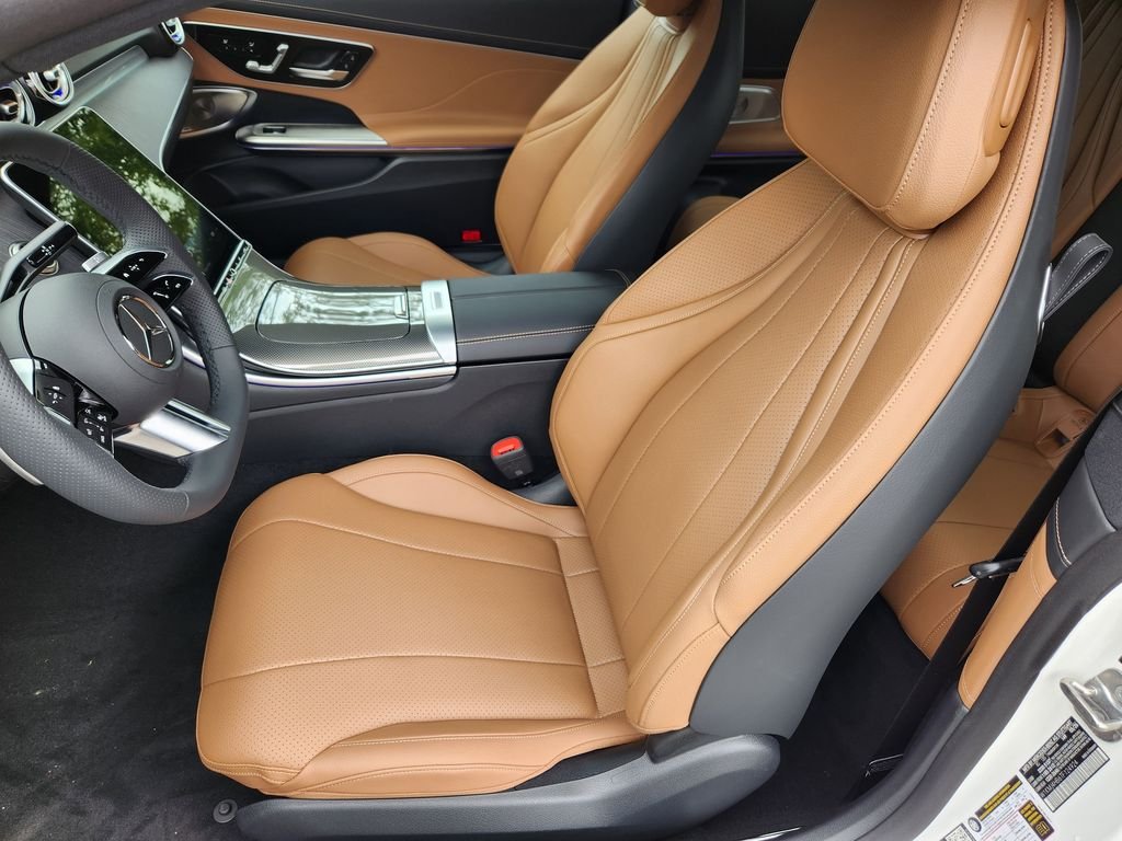 New 2026 Polar White Mercedes-Benz CLE 300 4MATIC® image 14