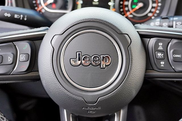 New 2026 Anvil Clear-Coat Exterior Paint Jeep Rubicon image 40