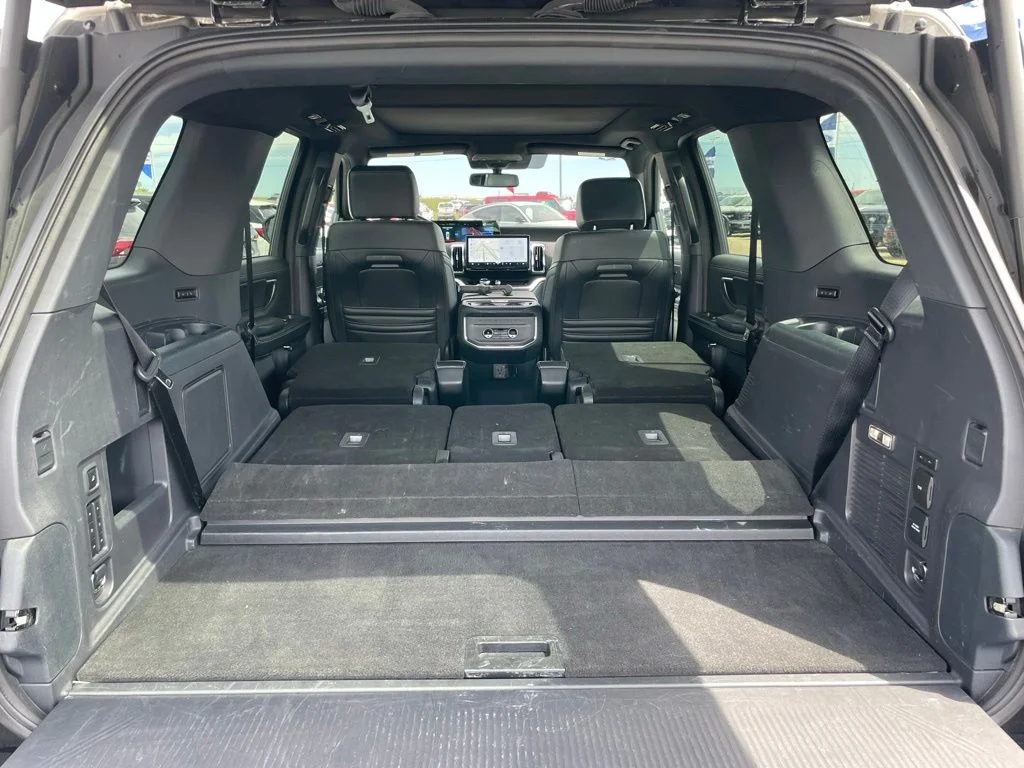2025 Ford Expedition Platinum - Photo 42