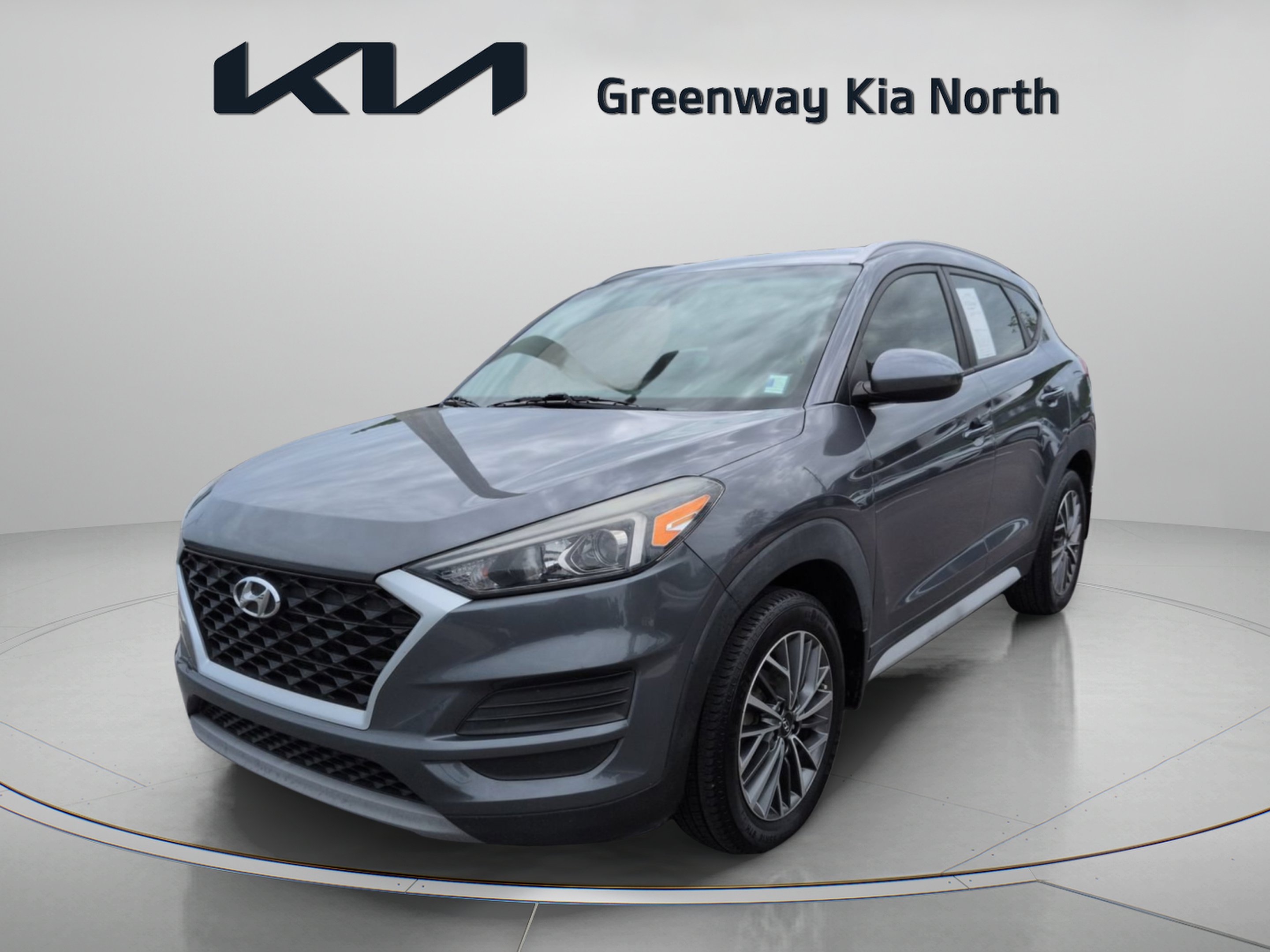 Used 2019 Coliseum Gray Hyundai SEL image 4