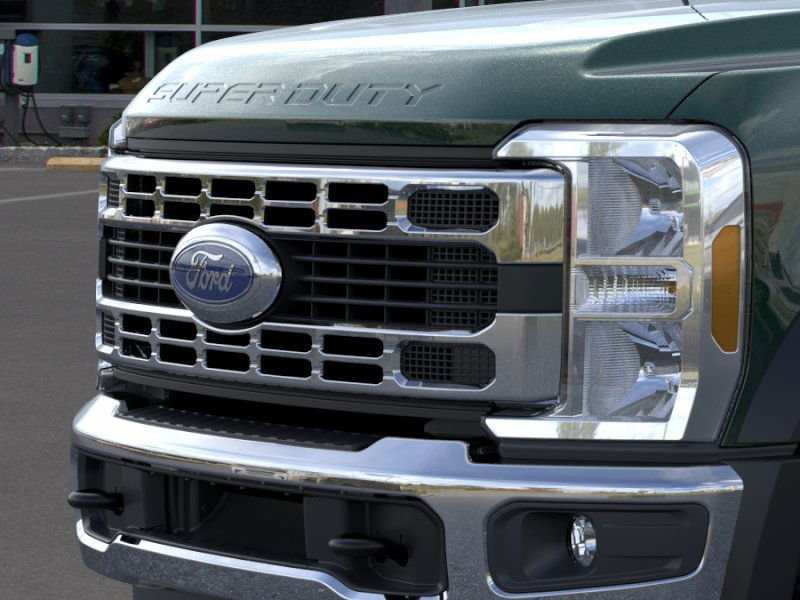 2025 Ford F-600 Super Duty Chassis Cab XL - Photo 17