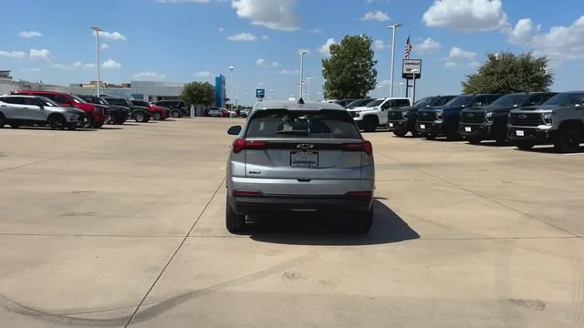2027 Chevrolet Bolt LT - Photo 7
