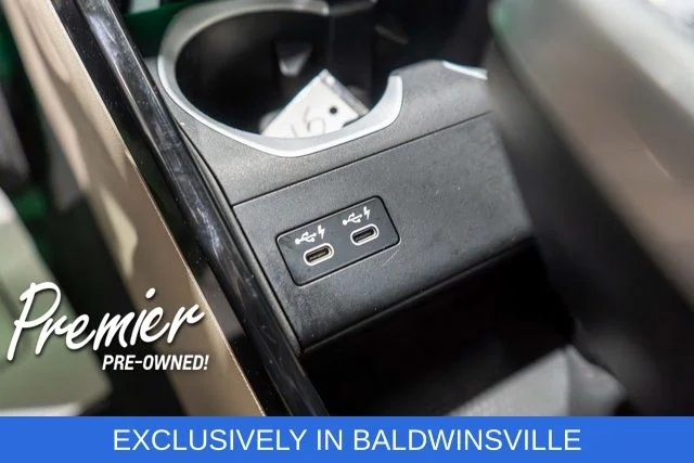 Used 2023 Green BMW xDrive28i image 28