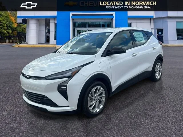 2027 Chevrolet Bolt EV LT Auto's photo
