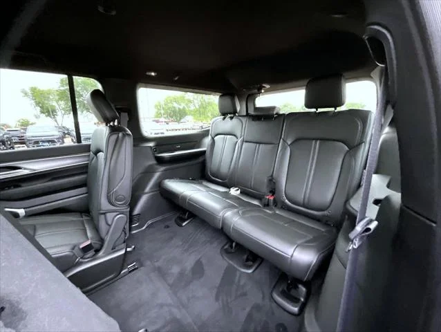 New 2026 Velvet Red Pearlcoat (DISC) Jeep Grand Wagoneer image 13