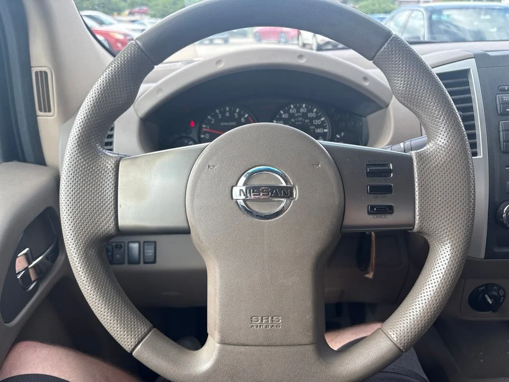 Used 2011 Red Nissan SV image 13