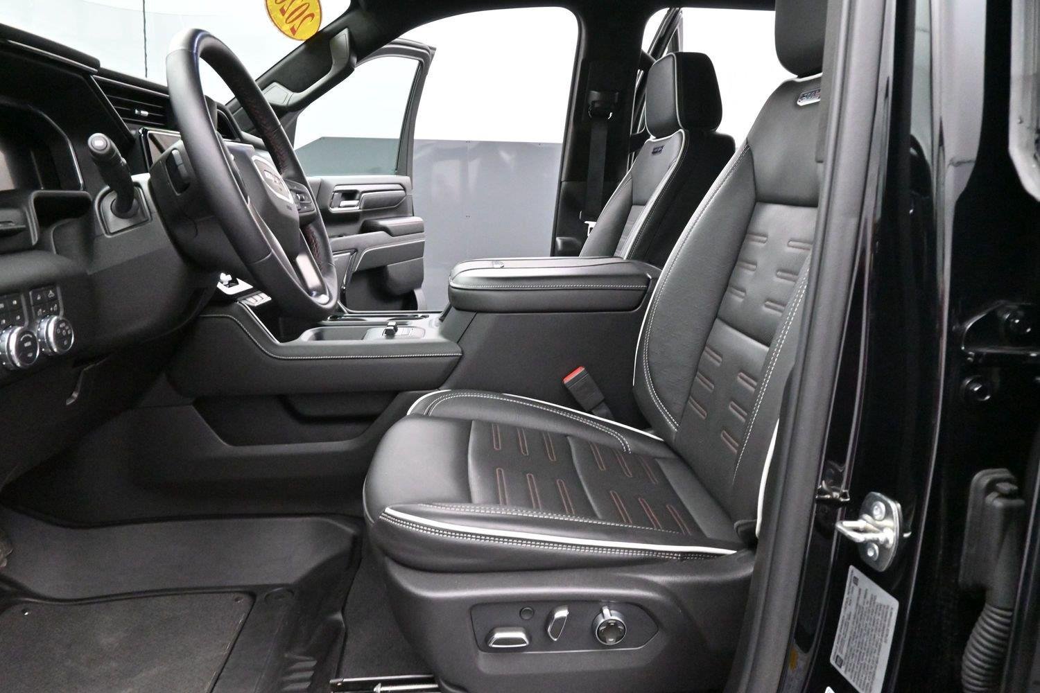 Used 2026 Onyx Black GMC AT4X image 13