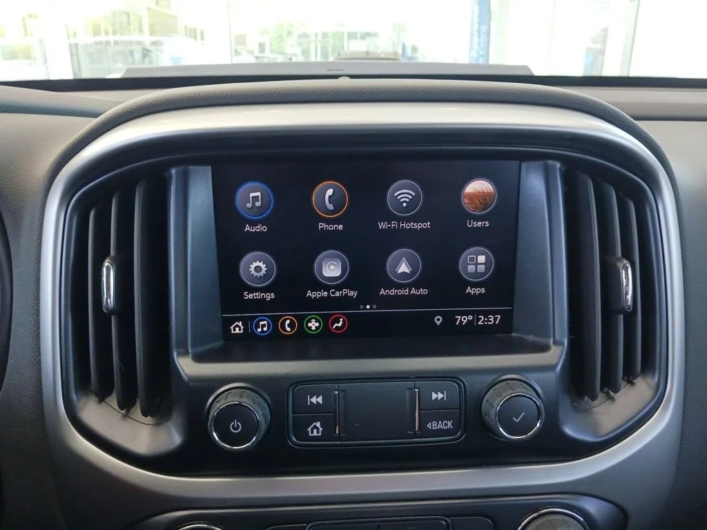 Used 2022 SUMMIT WHITE Chevrolet 4WD ZR2 image 16