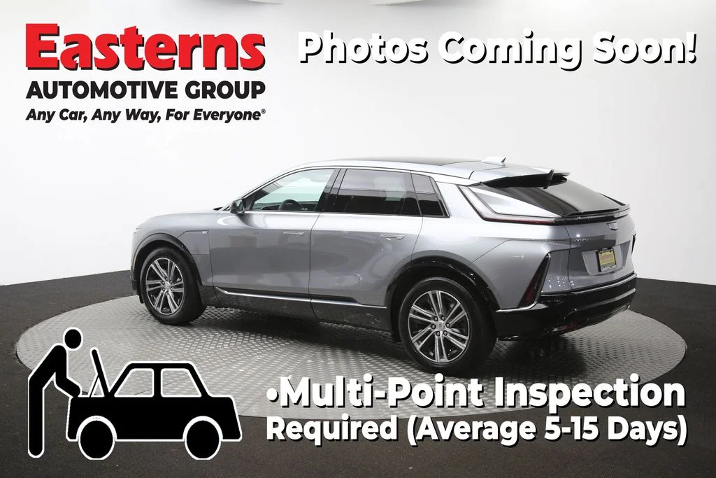 Used 2024 Silver Cadillac Luxury image 67
