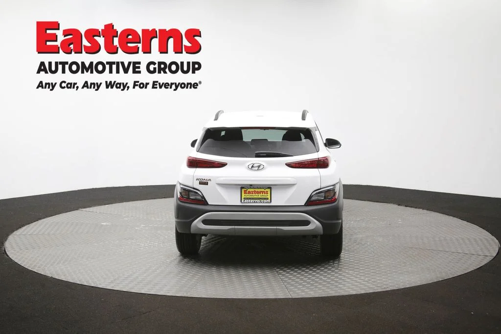 Used 2023 White Hyundai SEL image 35