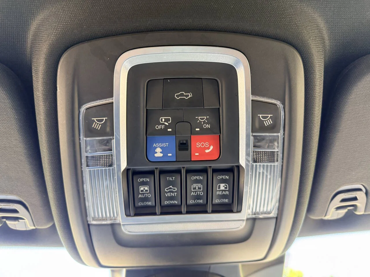 Used 2019 Silver RAM Limited 4x2 4dr Crew Cab 5.6 ft. SB Pickup image 23