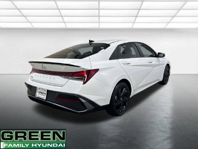 New 2026 White Hyundai SEL Sport image 6