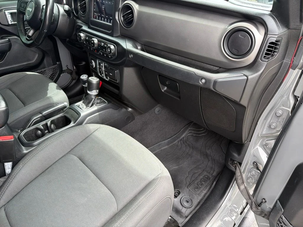 Used 2021 Gray Jeep Sport image 26