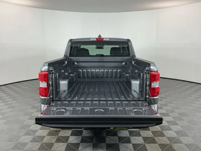 New 2026 Carbonized Gray Metallic Ford XLT image 9