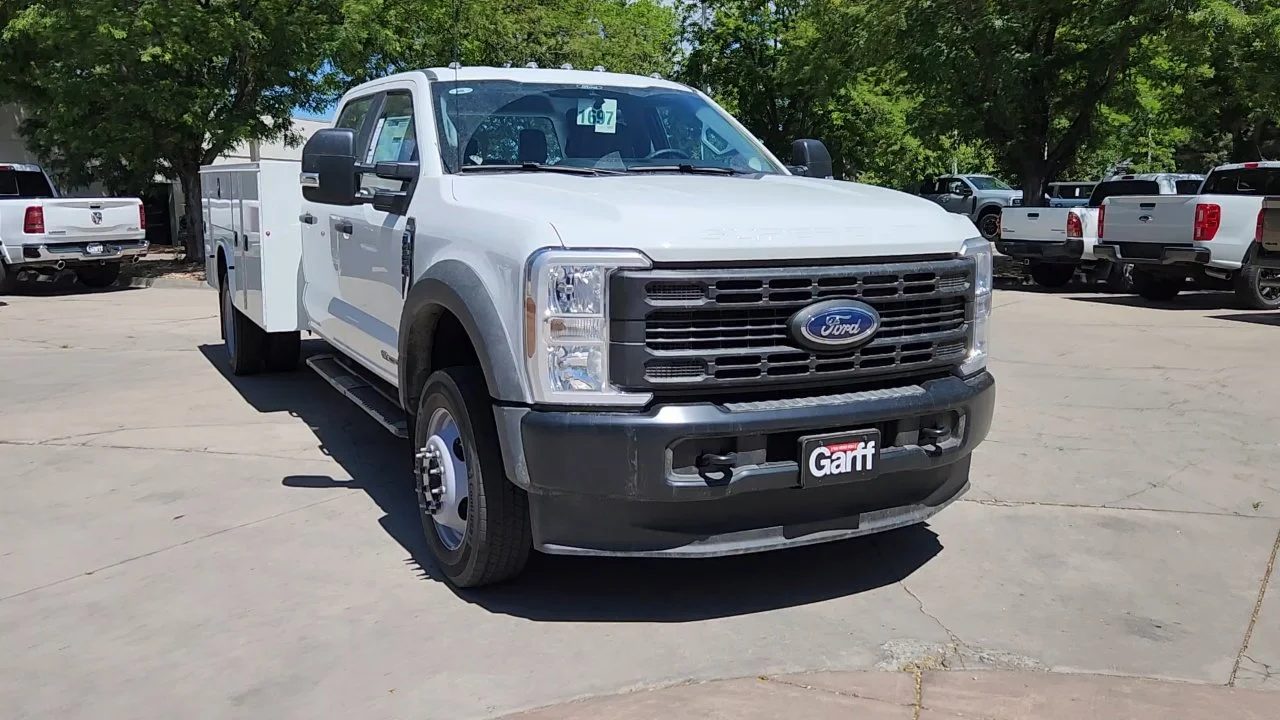 2025 Ford F-550 Super Duty Chassis Cab XL - Photo 17