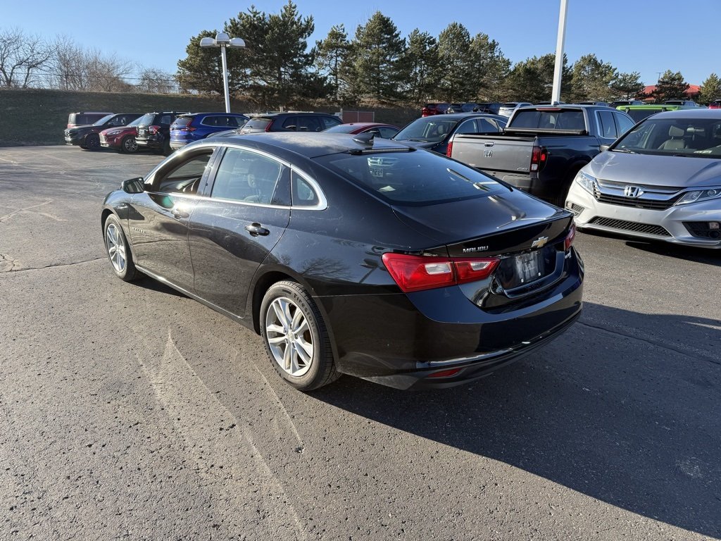 Used 2017 Chevrolet Malibu 1LT with VIN 1G1ZE5ST0HF237425 for sale in Brighton, MI