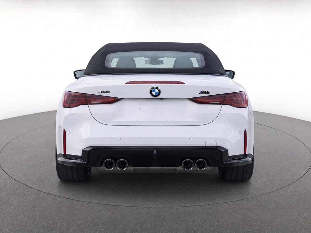 New 2027 Alpine White BMW Competition image 5