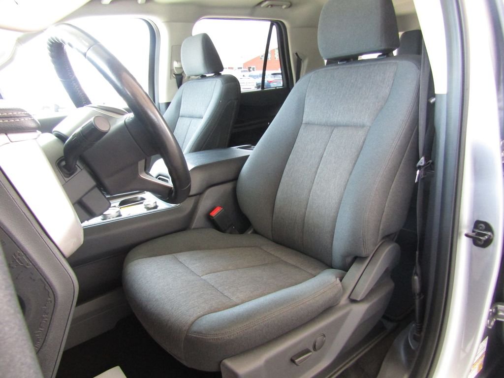 Used 2024 Silver Ford XLT image 20