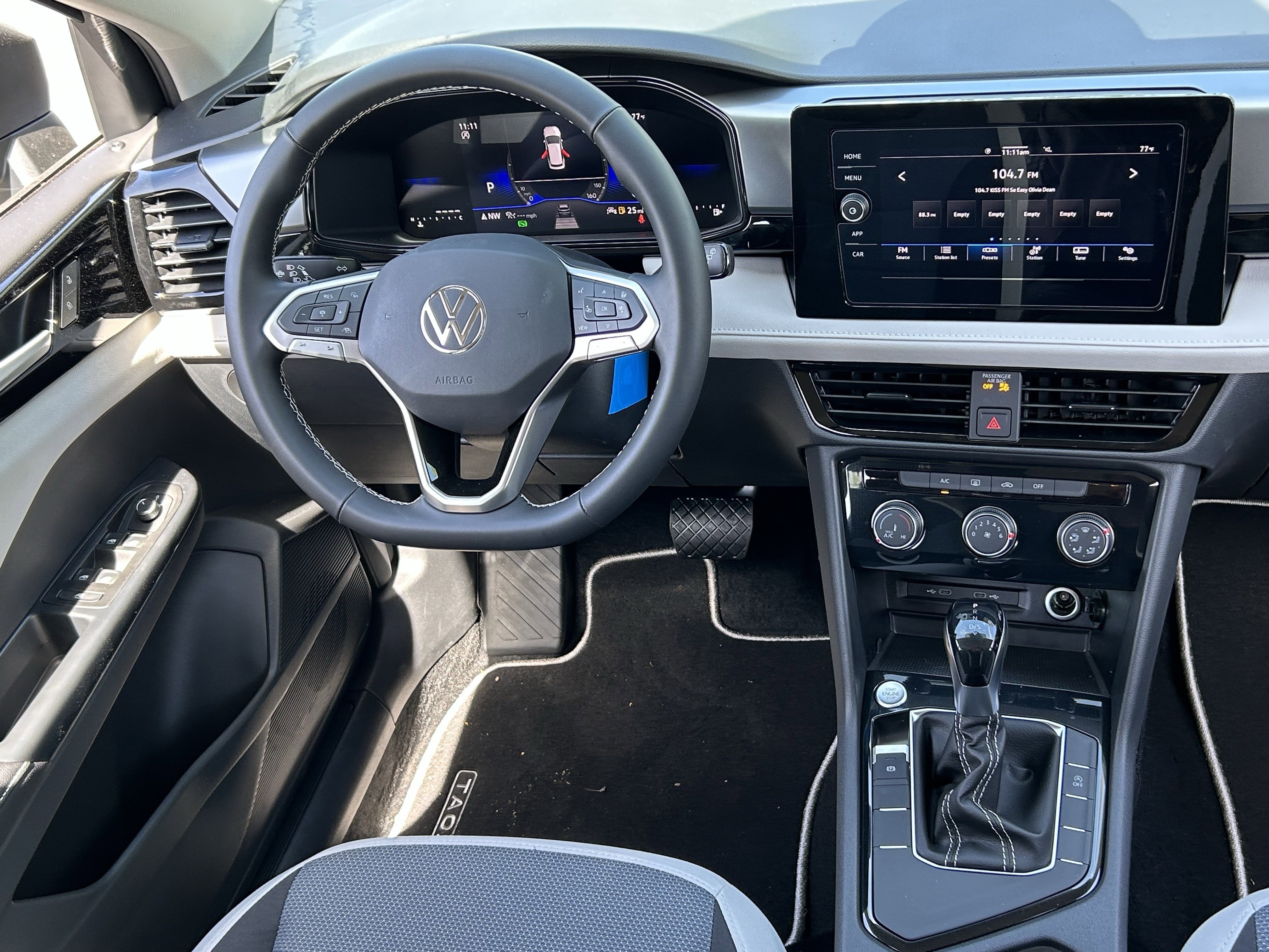 New 2026 Platinum Gray Metallic Volkswagen S image 10