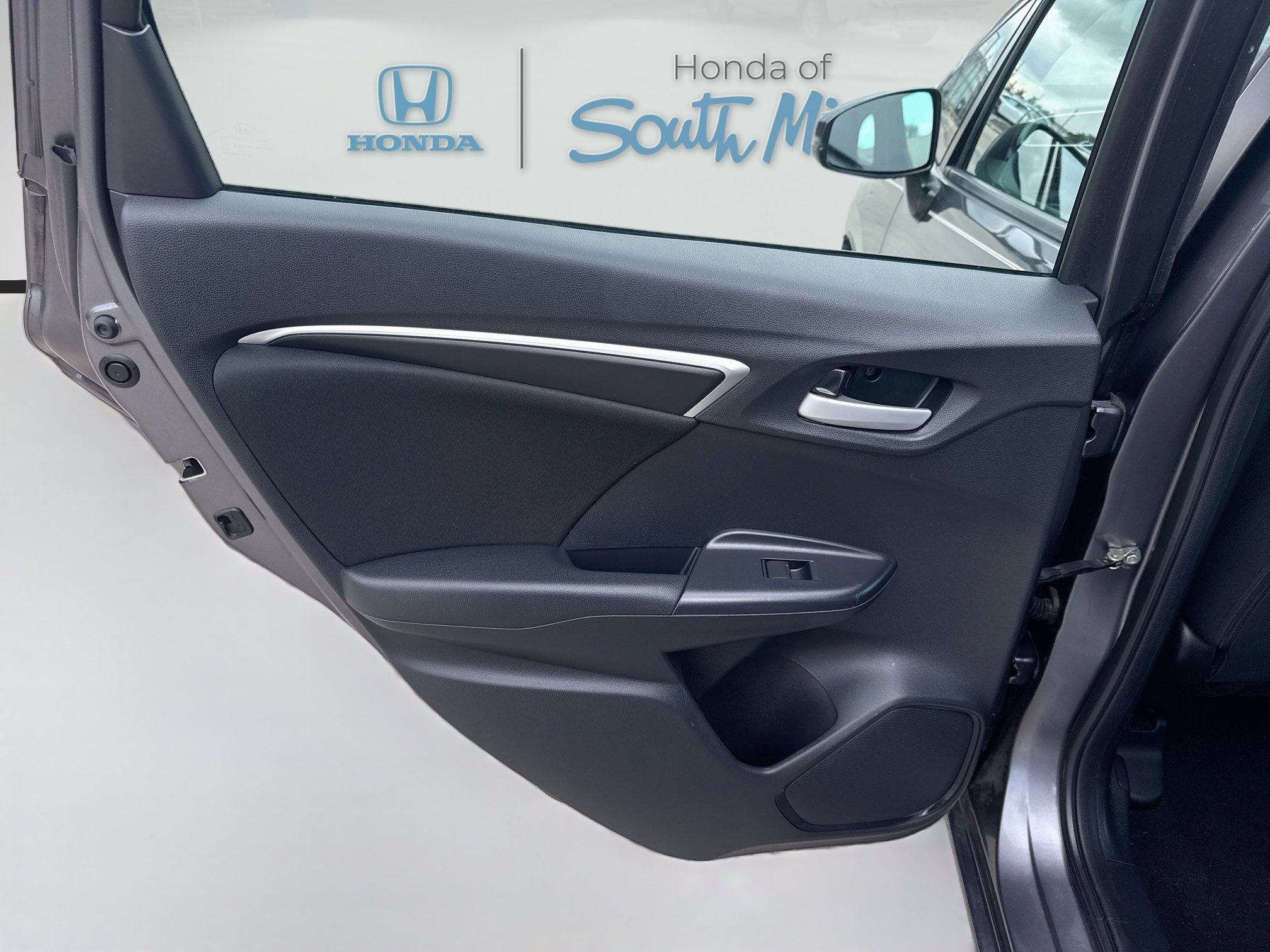Certified Used 2019 Modern Steel Metallic Honda LX image 24