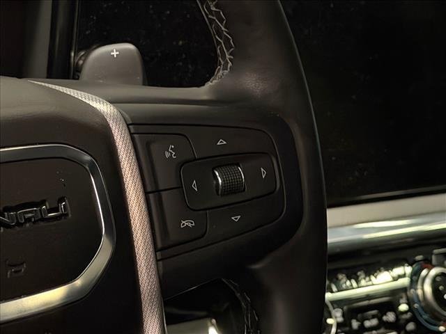 Used 2025 Onyx Black GMC Denali image 12