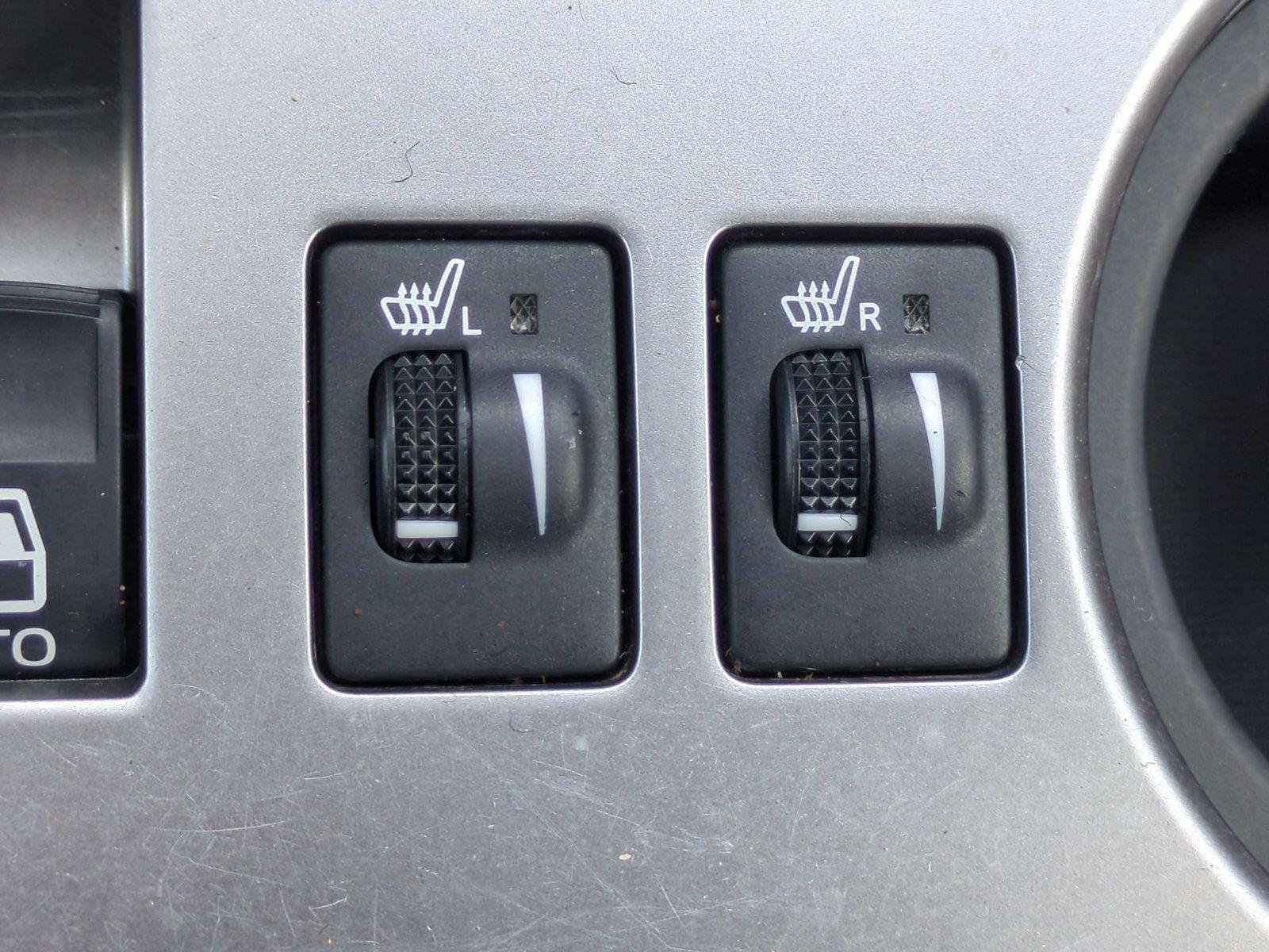 Used 2018 Nautical Blue Metallic Toyota SR5 Premium image 29