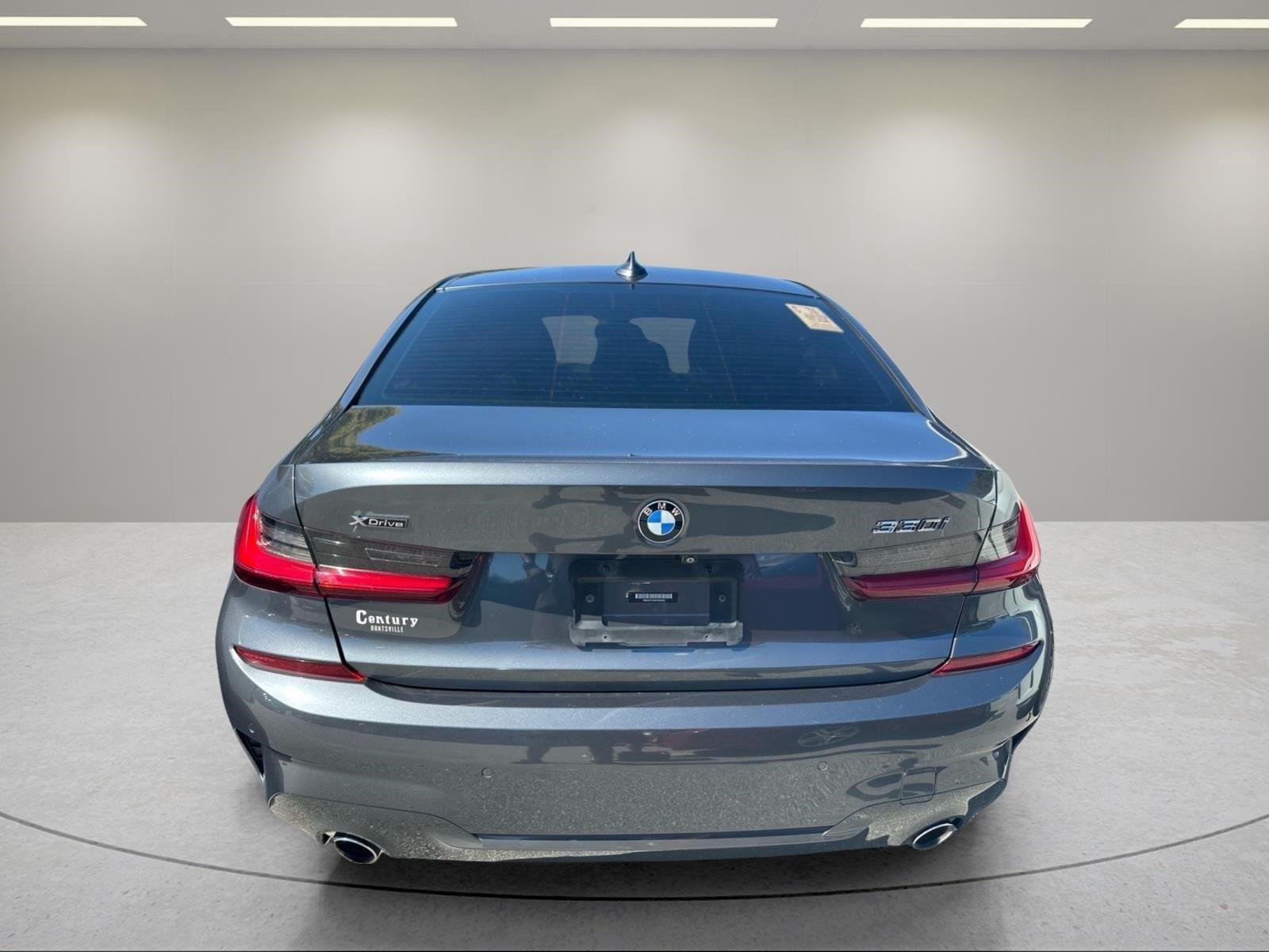 Used 2019 Mineral Gray Metallic BMW 330i xDrive image 18
