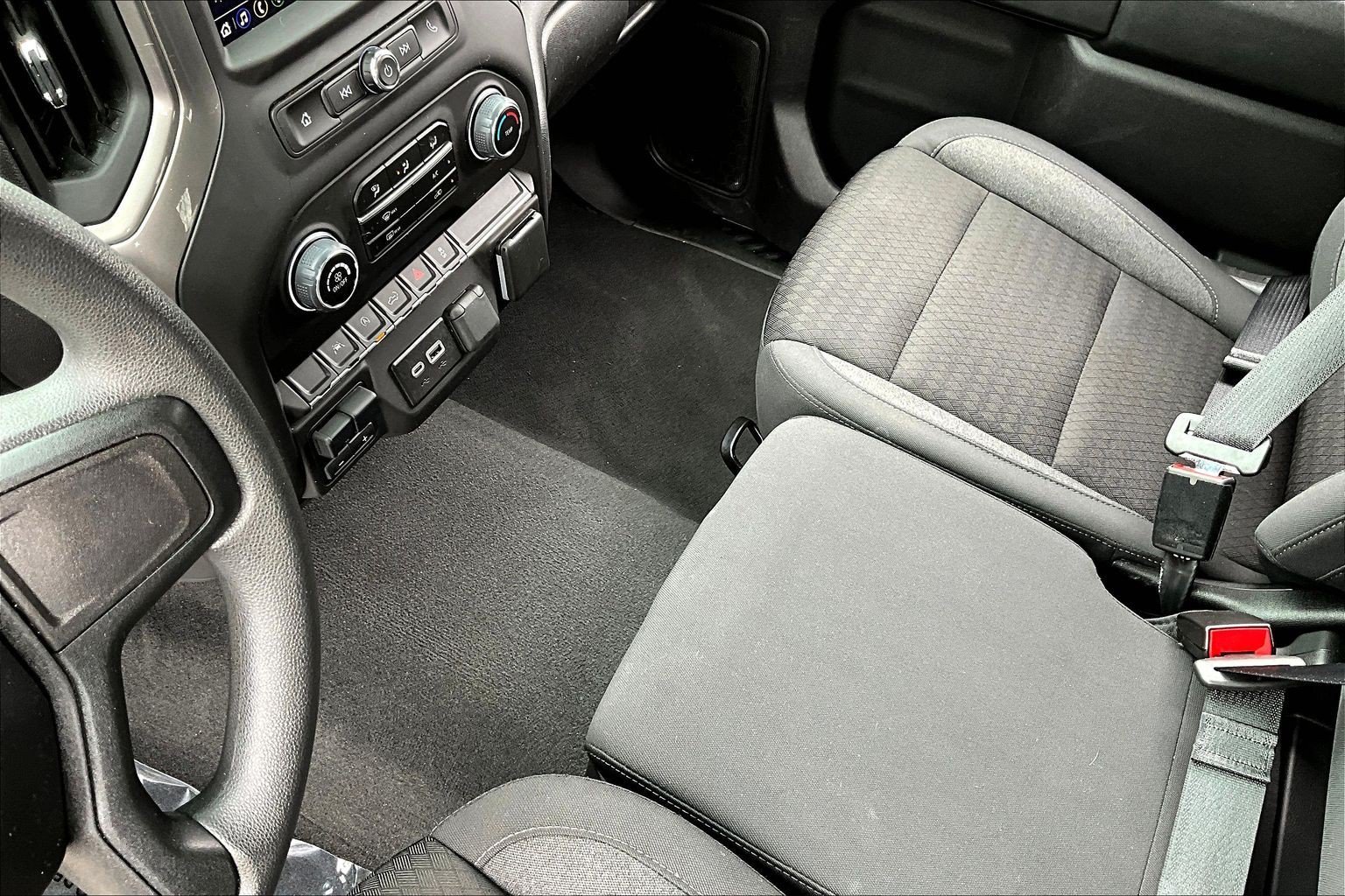 Used 2024 Gray Chevrolet Custom image 16