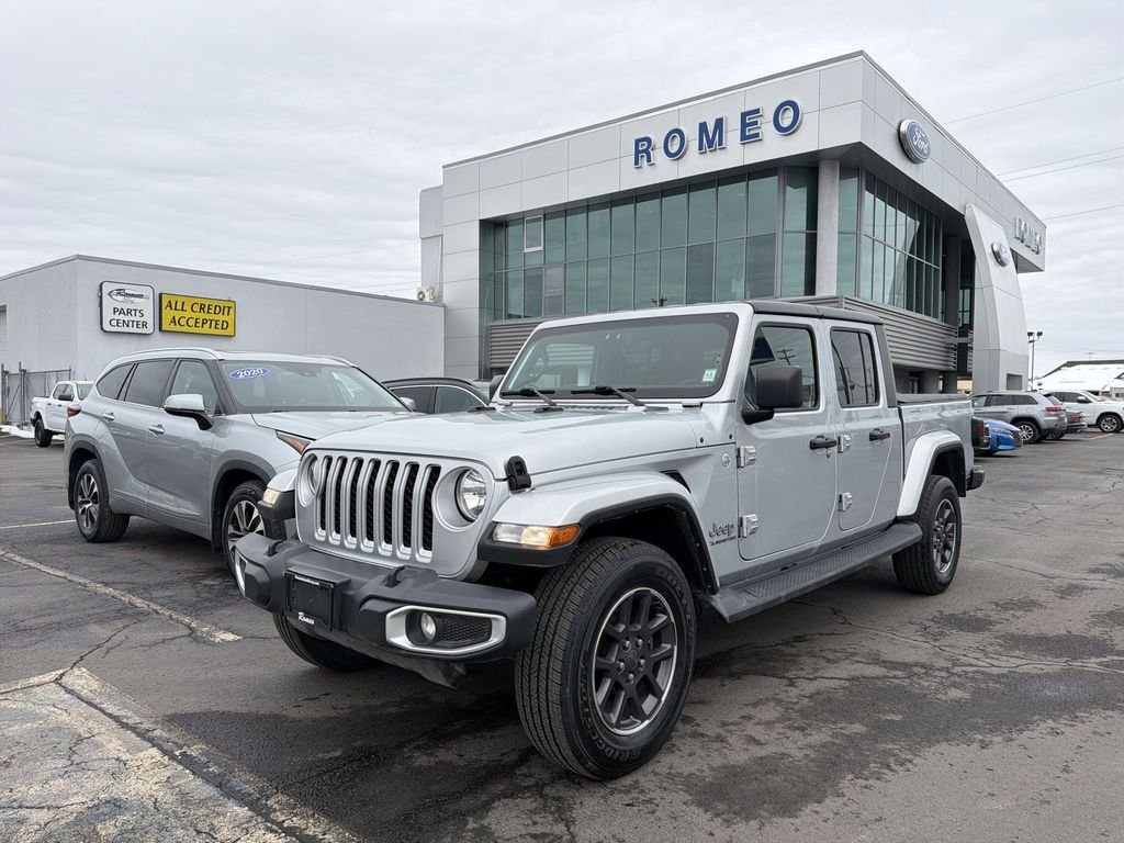 2022 Jeep Gladiator Overland's photo