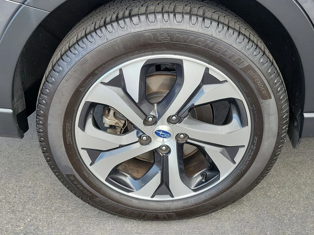 Used 2020 Gray Subaru Limited image 24
