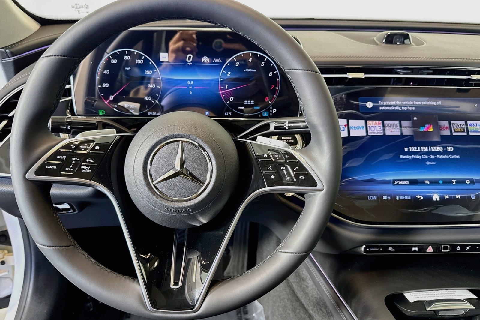 New 2026 Polar White Mercedes-Benz E 350 image 10