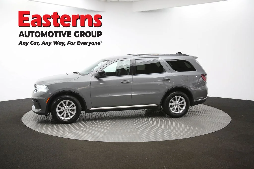 Used 2023 Gray Dodge SXT image 57