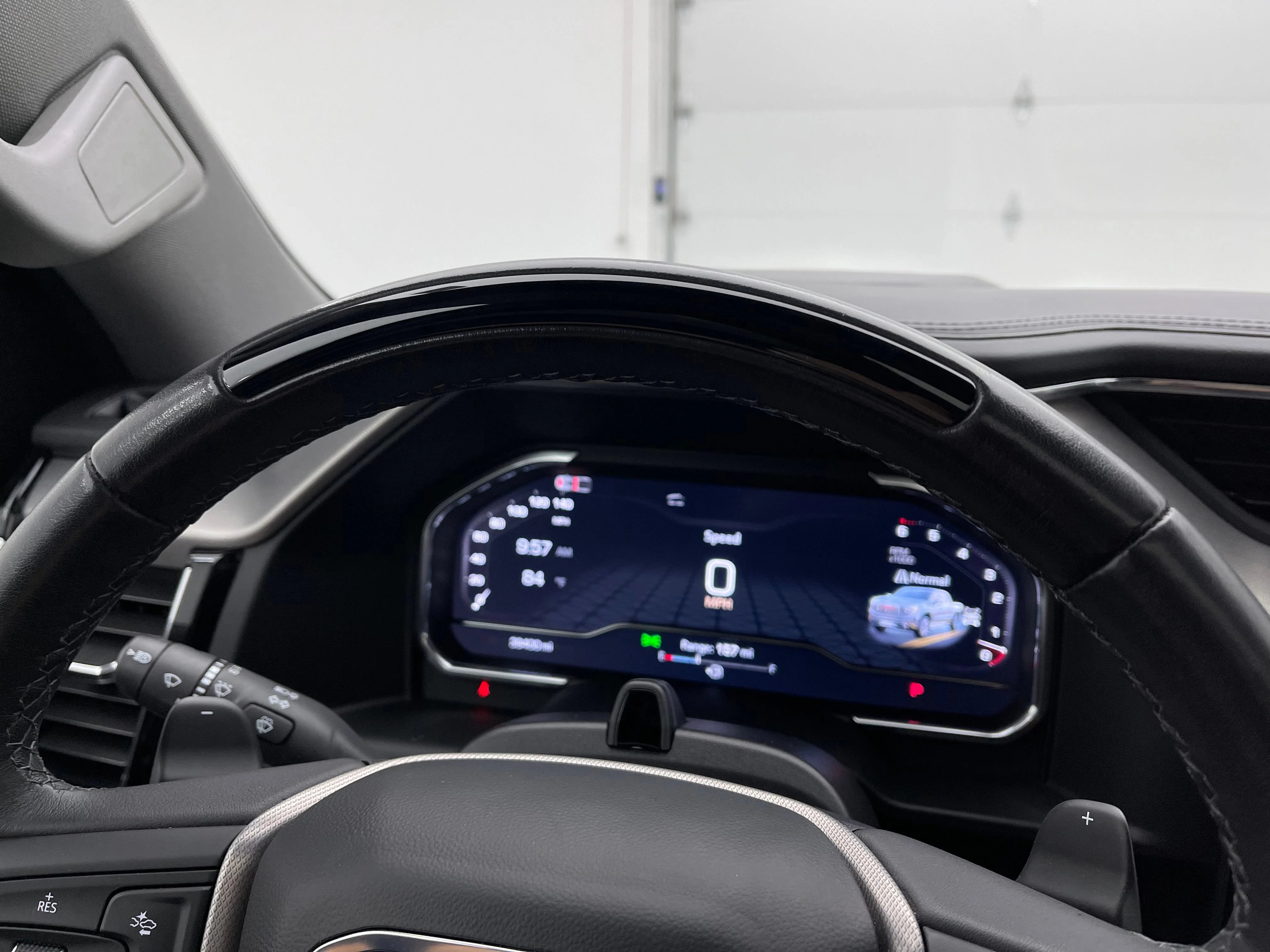 Used 2024 Onyx Black GMC Denali image 5
