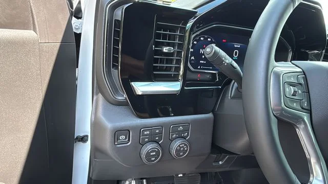 Used 2026 White Chevrolet LT Trail Boss image 21