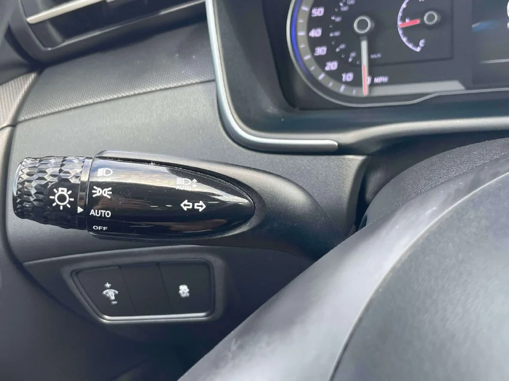 Certified Used 2024 Silver Hyundai SE image 22