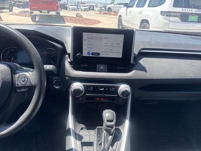 2023 Toyota RAV4 XLE - Photo 22