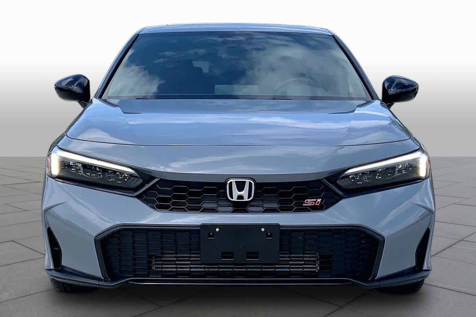 Used 2026 Urban Gray Pearl Honda  image 3