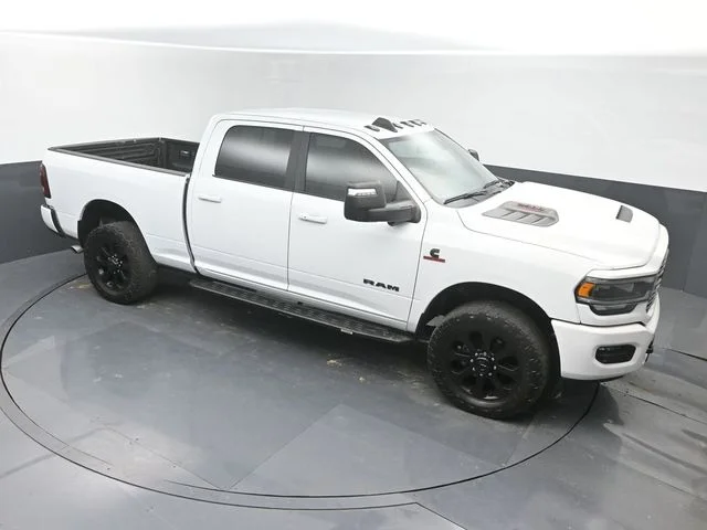 Used 2024 White Ram Laramie image 39