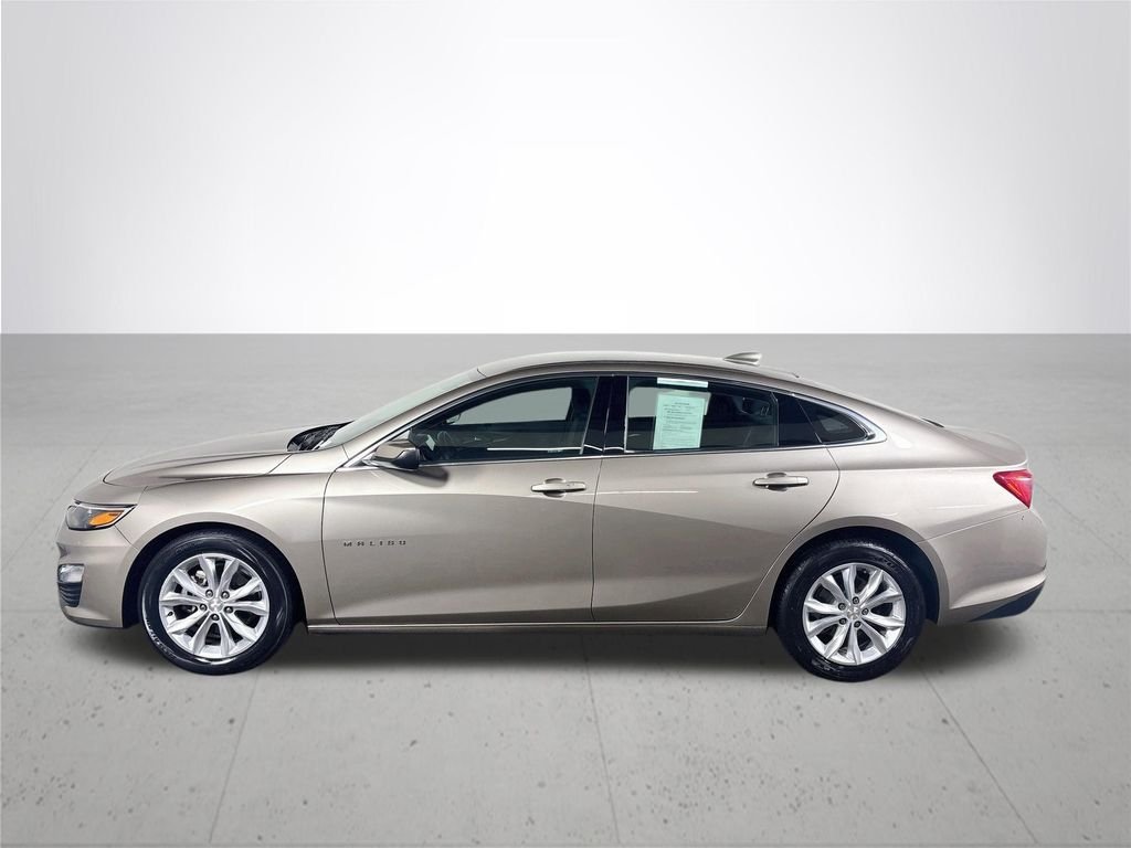 Used 2025 Gray Chevrolet LT image 9