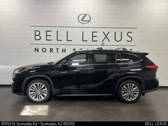 Used 2021 Black Toyota Platinum image 7