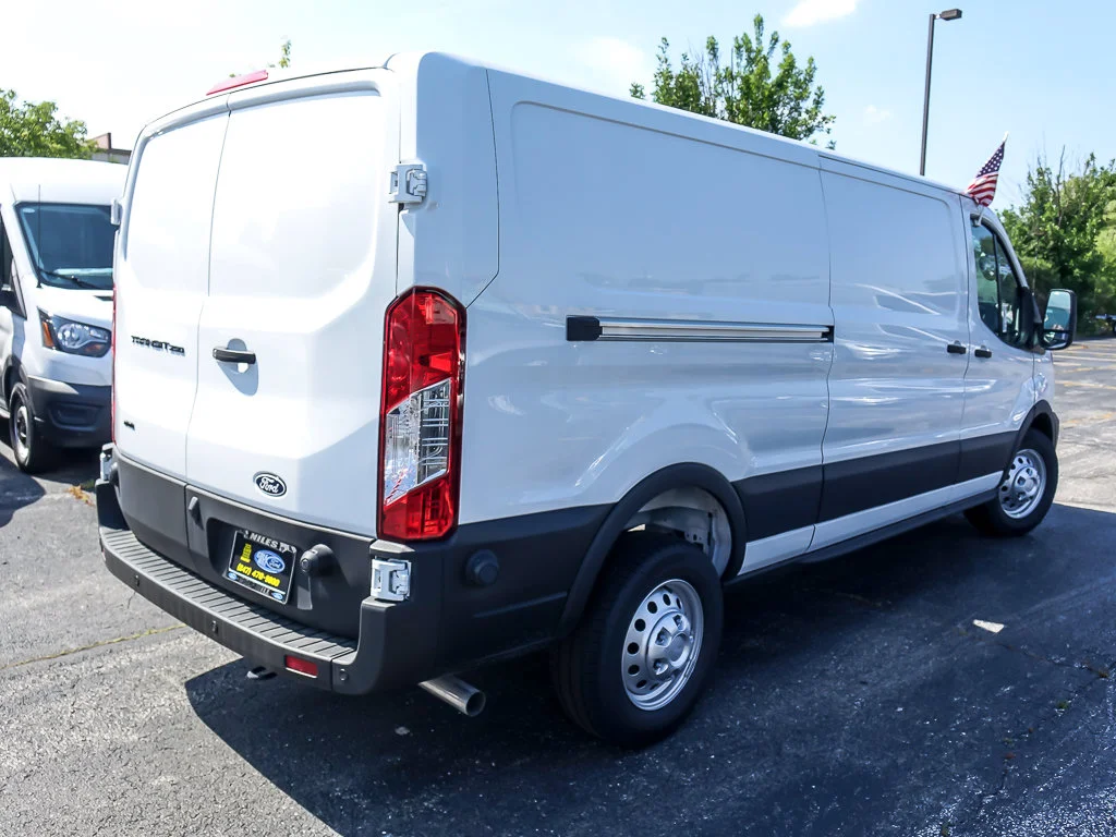 New 2026 Oxford White Ford T-250 148 Low Rf image 8