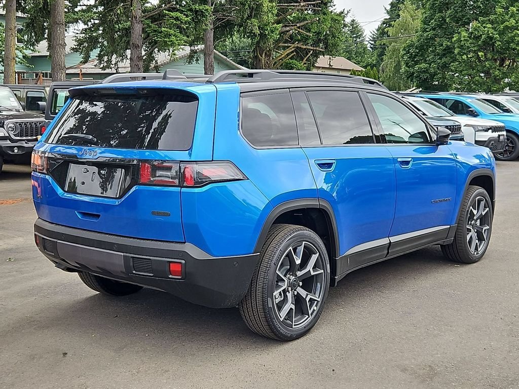 New 2026 Hydro Blue Pearl-Coat Exterior Paint Jeep Overland image 7
