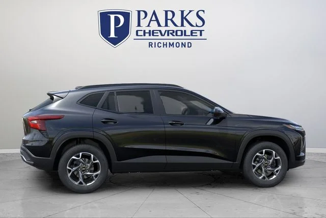 Used 2026 Black Chevrolet LT image 8