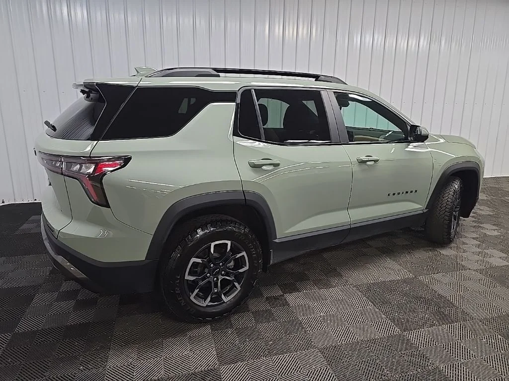 Used 2025 Green Chevrolet ACTIV image 3